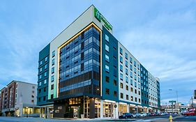 Holiday Inn And Suites Downtown Chattanooga